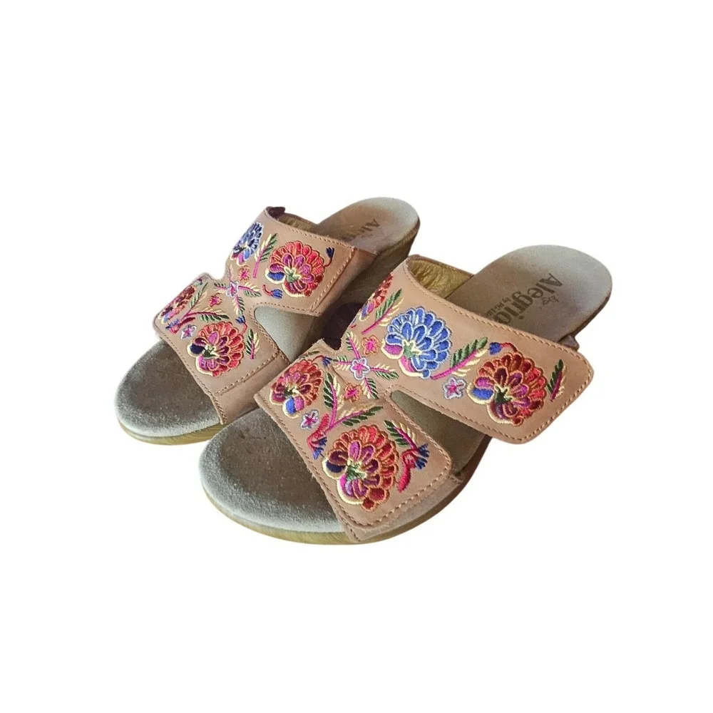 Allegra Linn Floral Embroidered Slide Wedge Sandals Sz 38 Boho Colorful Comfort